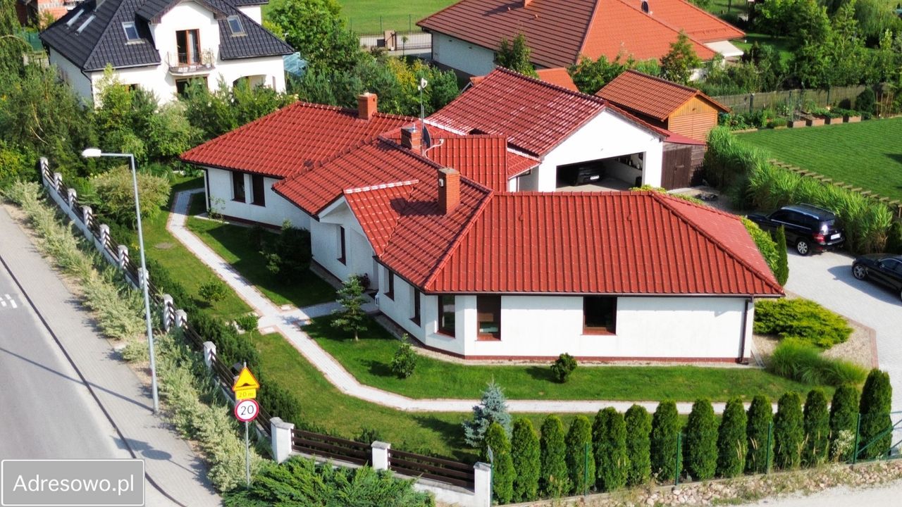 dom wolnostojący, 5 pokoi Pisarzowice, ul. Szkolna. Zdjęcie 14