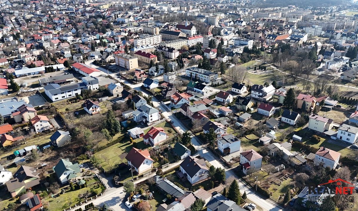 dom wolnostojący, 8 pokoi Busko-Zdrój, ul. Stefana Żeromskiego. Zdjęcie 20