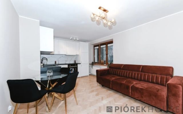 Mieszkanie 3-pokojowe Warszawa Ursus, ul. Kolorowa. Zdjęcie 1