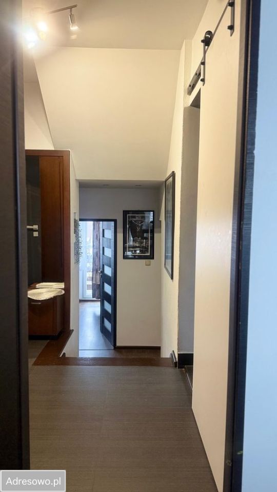 Mieszkanie 3-pokojowe Nowy Wiśnicz, ul. Jana Brzękowskiego. Zdjęcie 4