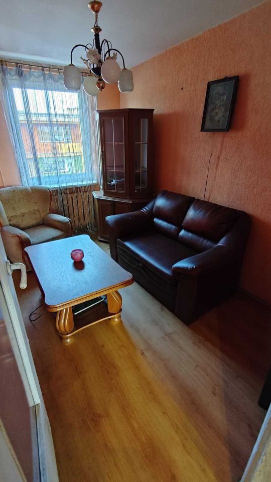 Mieszkanie 4-pokojowe Mąkoszyce. Zdjęcie 3