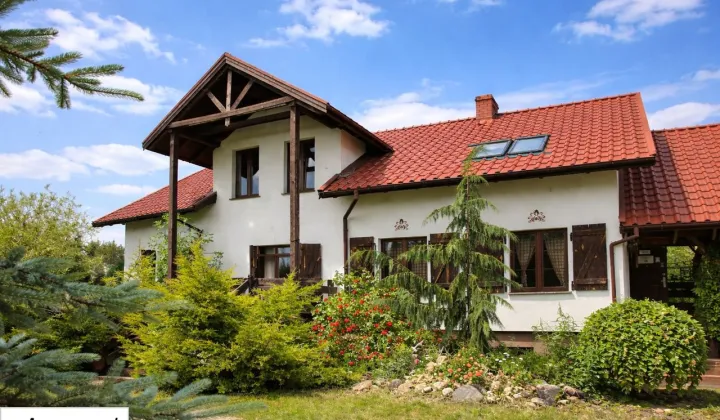 dom wolnostojący, 10 pokoi Mikołajki