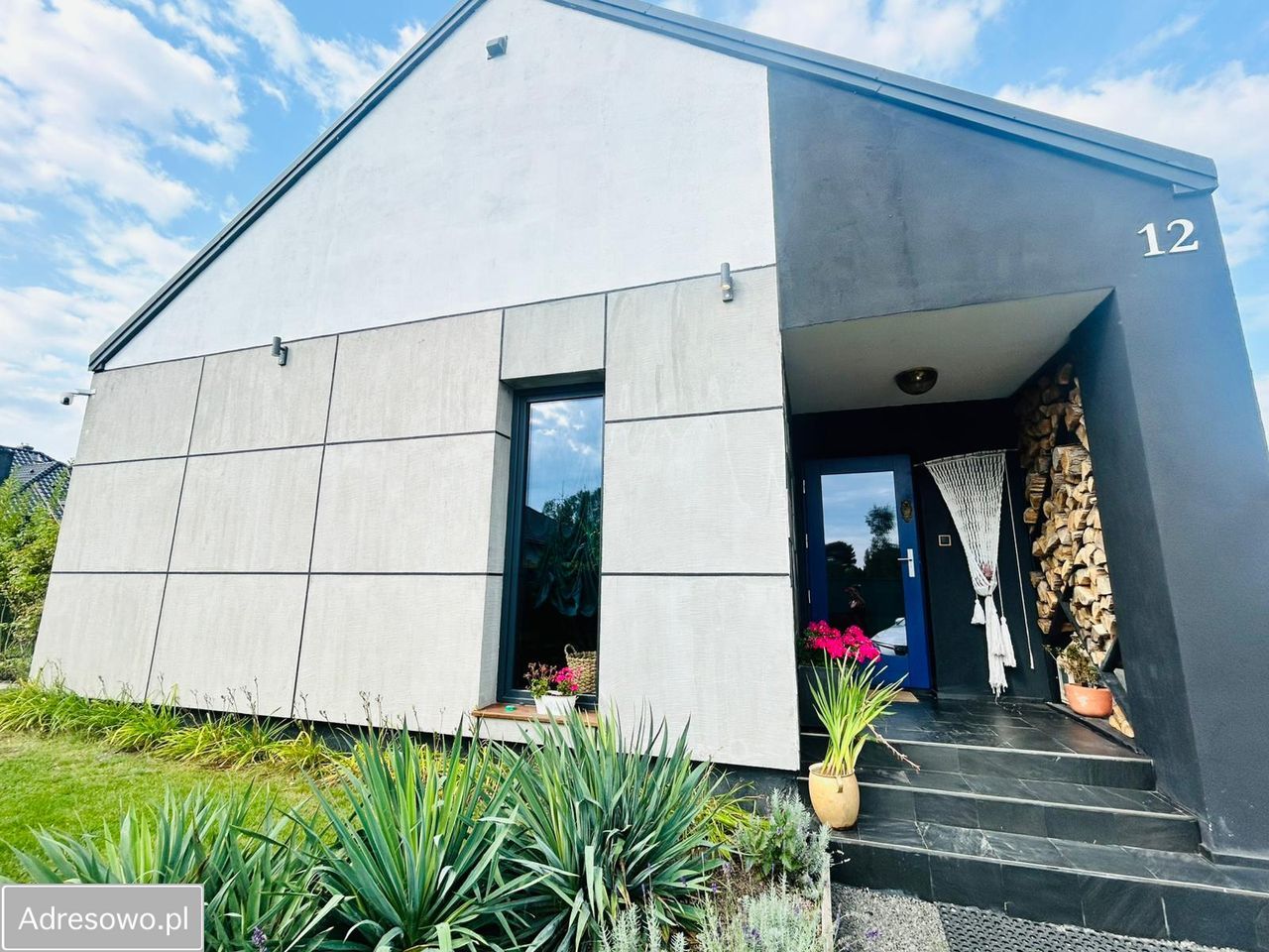 dom wolnostojący, 4 pokoje Jędrzejów