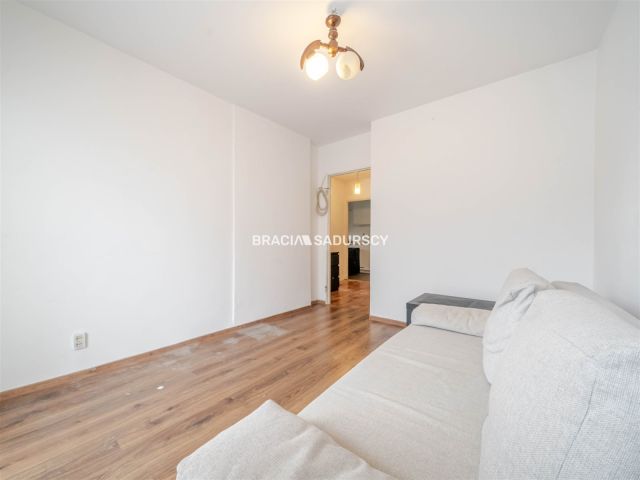 Mieszkanie 3-pokojowe Kraków Bieńczyce, os. Kazimierzowskie. Zdjęcie 27