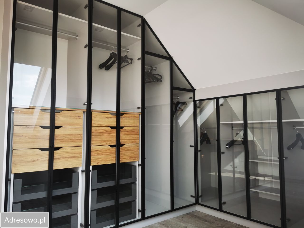 dom wolnostojący, 5 pokoi Nowodwór. Zdjęcie 4