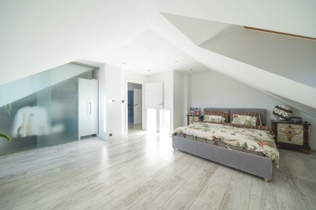 dom wolnostojący, 4 pokoje Bystrzyca Górna, ul. os. Sowie. Zdjęcie 9