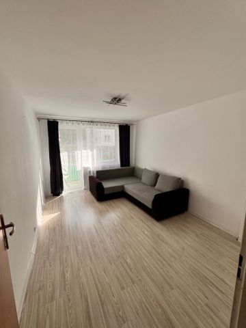 Mieszkanie 3-pokojowe Czarny Bór, ul. Skalników. Zdjęcie 1