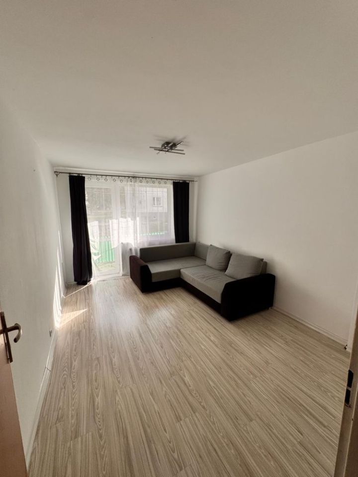 Mieszkanie 3-pokojowe Czarny Bór, ul. Skalników. Zdjęcie 1