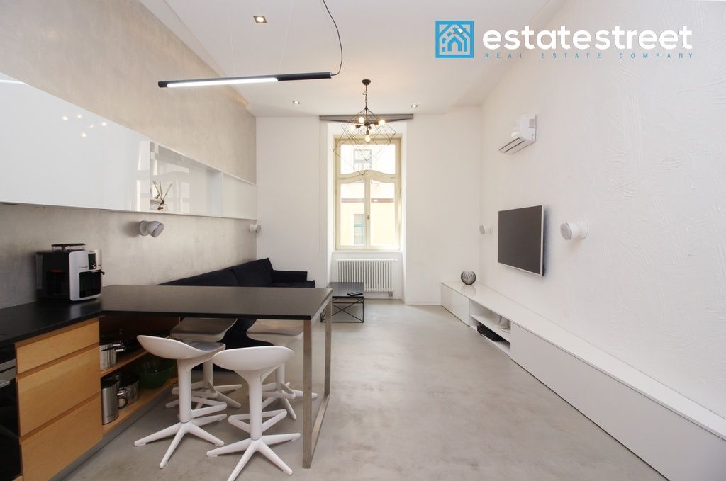 Mieszkanie 3-pokojowe Kraków Stare Miasto, ul. Radziwiłłowska. Zdjęcie 3