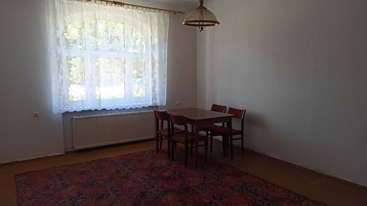 Mieszkanie 5-pokojowe Sosnówka. Zdjęcie 4