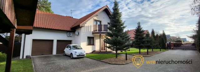 dom wolnostojący, 6 pokoi Karwiany, ul. Wspólna. Zdjęcie 1