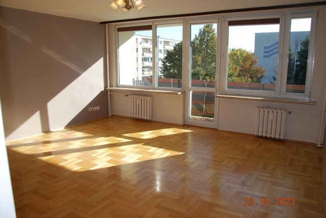 Mieszkanie 4-pokojowe Puławy, ul. Hugona Kołłątaja. Zdjęcie 1