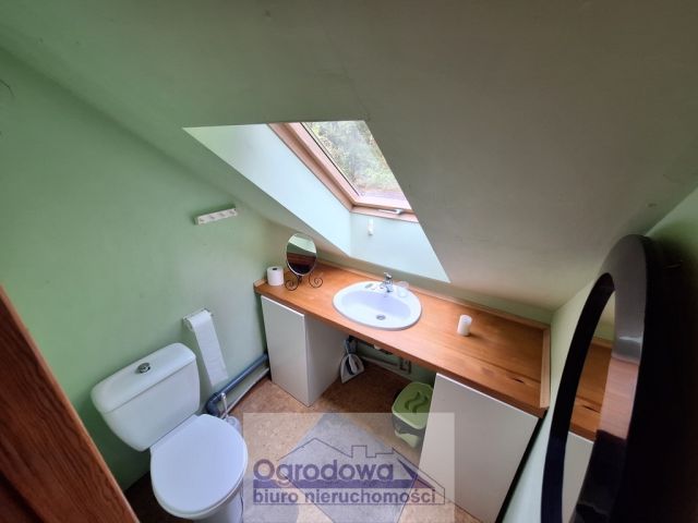 dom wolnostojący, 4 pokoje Urle. Zdjęcie 21