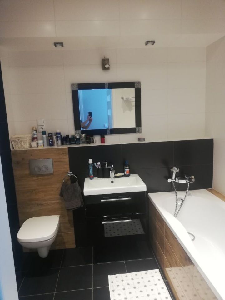 dom szeregowy, 4 pokoje Legnica. Zdjęcie 5