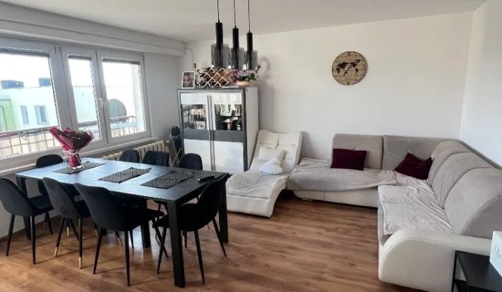 Mieszkanie 3-pokojowe Zgierz, pl. Targowy