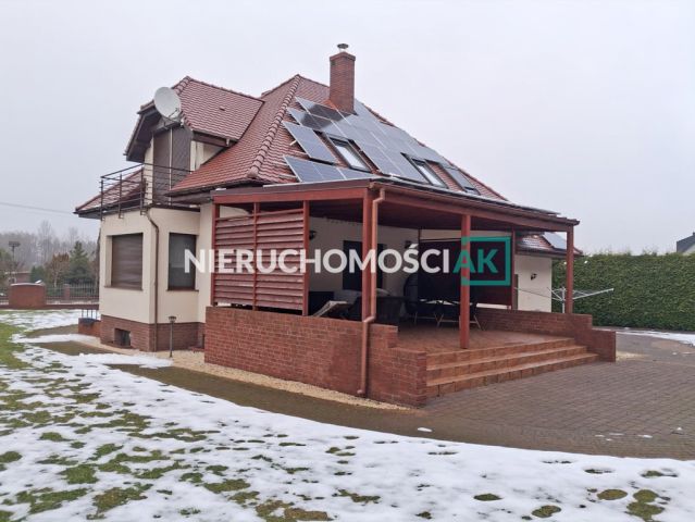 dom wolnostojący, 6 pokoi Ślesin. Zdjęcie 4