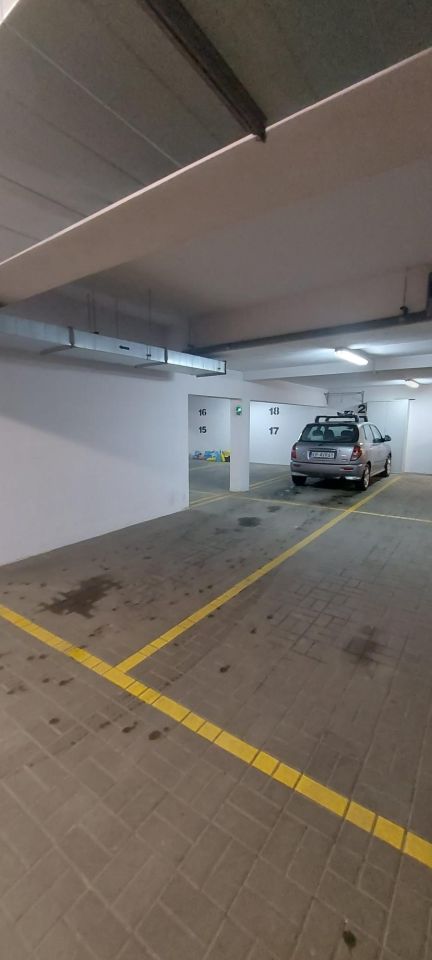 Garaż/miejsce parkingowe Kraków Krowodrza, ul. Pod Fortem