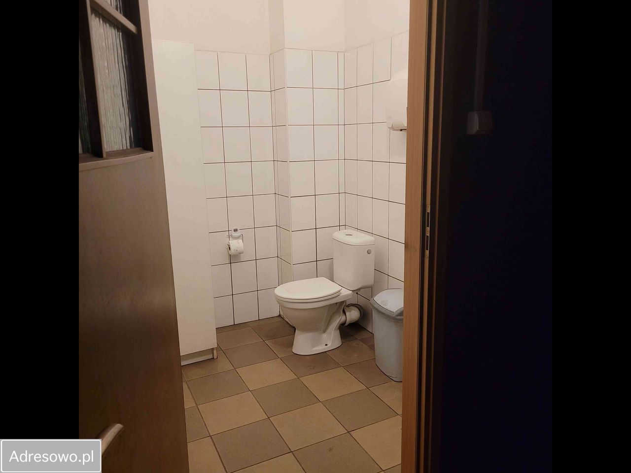 Hala/magazyn Kraków Rybitwy, ul. Obrońców Modlina. Zdjęcie 7