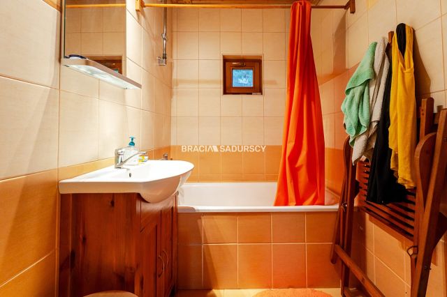 dom wolnostojący, 3 pokoje Łęki. Zdjęcie 22