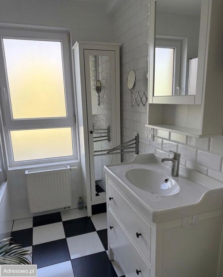 bliźniak, 4 pokoje Domaszczyn. Zdjęcie 6