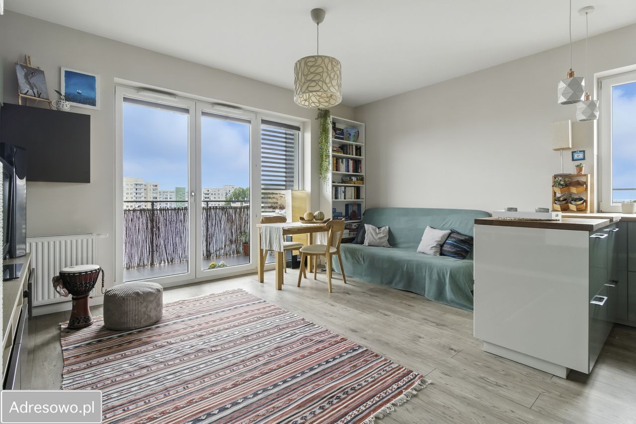 Mieszkanie 3-pokojowe Warszawa Targówek, ul. Ludwika Kondratowicza. Zdjęcie 1