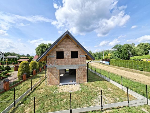 dom wolnostojący, 4 pokoje Kłaj. Zdjęcie 3