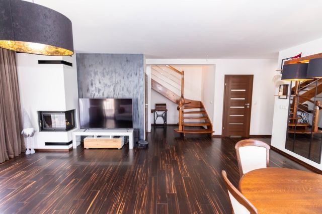 dom wolnostojący, 4 pokoje Bodzechów. Zdjęcie 6