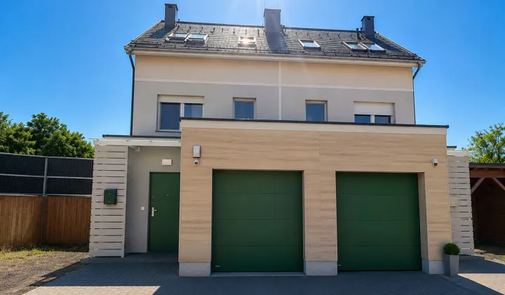 bliźniak, 6 pokoi Wrocław Krzyki, ul. Lokomotywowa