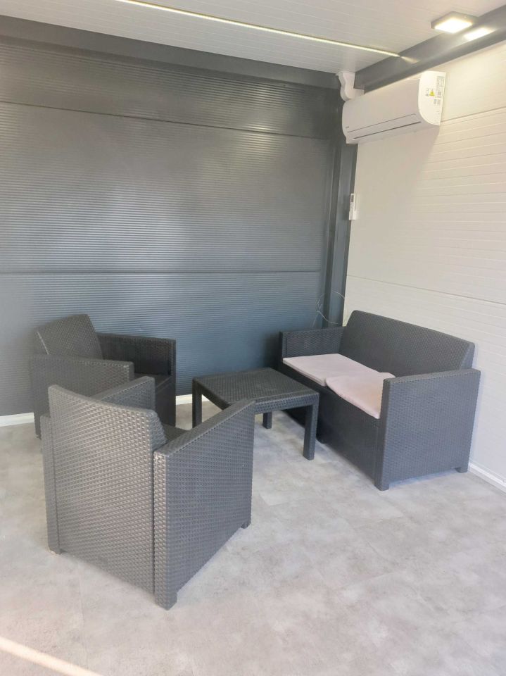 Hala/magazyn Własna, ul. Nadrzeczna. Zdjęcie 4