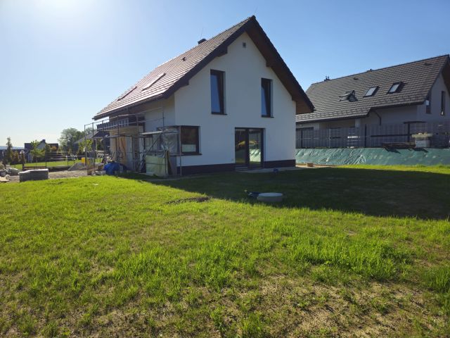 dom wolnostojący, 5 pokoi Brzoskwinia, ul. Akacjowa. Zdjęcie 3