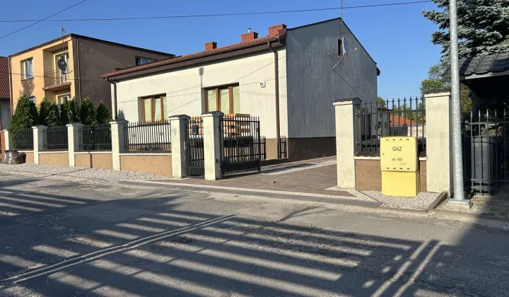 dom wolnostojący, 3 pokoje Piotrków Trybunalski, ul. Parafialna