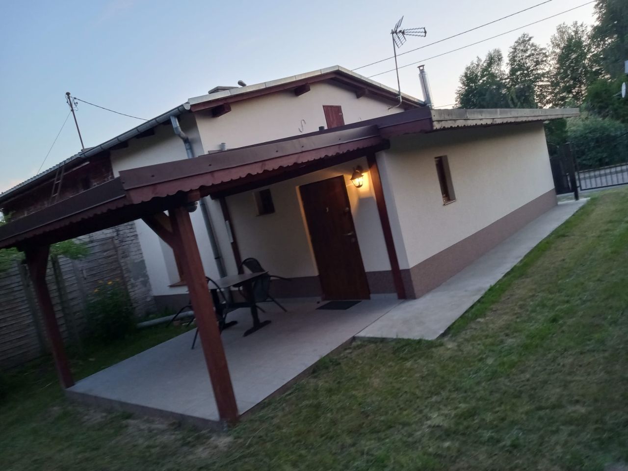 bliźniak, 2 pokoje Ciche. Zdjęcie 4