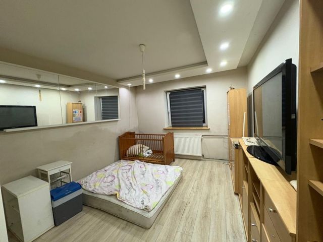 Mieszkanie 3-pokojowe Bartoszowa. Zdjęcie 1