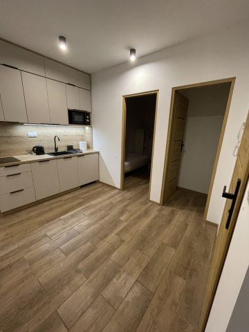 Mieszkanie 2-pokojowe Kraków Płaszów, ul. Myśliwska. Zdjęcie 1