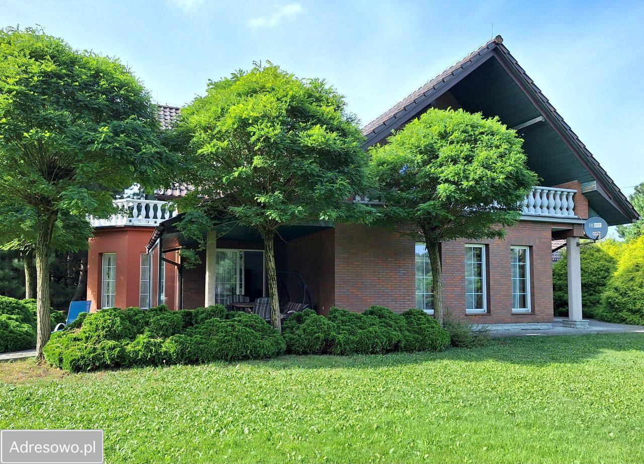 dom wolnostojący, 7 pokoi Targanice