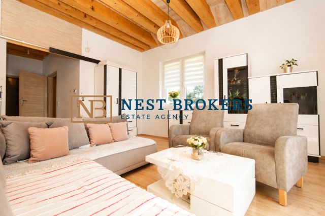 dom wolnostojący, 3 pokoje Stróża. Zdjęcie 3