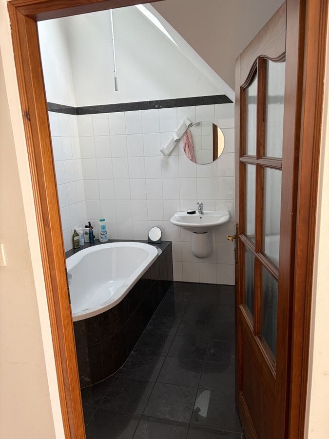 dom wolnostojący, 7 pokoi Modlniczka, ul. Krakowska. Zdjęcie 22