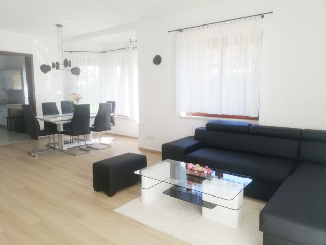 dom wolnostojący, 6 pokoi Kraków Dębniki, ul. Leona Petrażyckiego. Zdjęcie 3