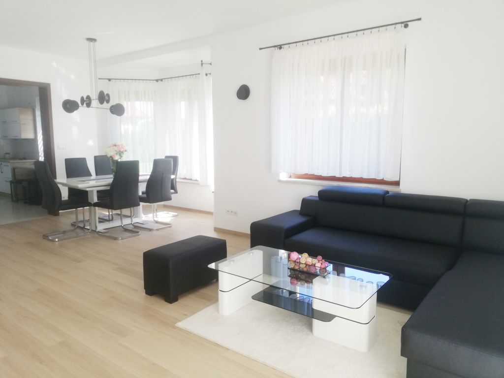 dom wolnostojący, 6 pokoi Kraków Dębniki, ul. Leona Petrażyckiego. Zdjęcie 3