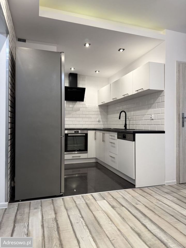 Mieszkanie 2-pokojowe Wrocław Krzyki, ul. Jesionowa. Zdjęcie 3