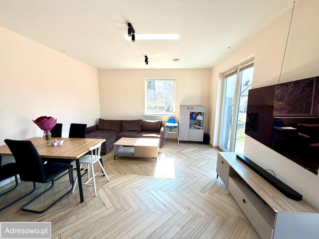 dom wolnostojący, 5 pokoi Jachranka. Zdjęcie 4