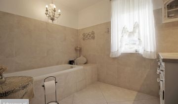 dom wolnostojący, 6 pokoi Wadowice, ul. Karmelicka