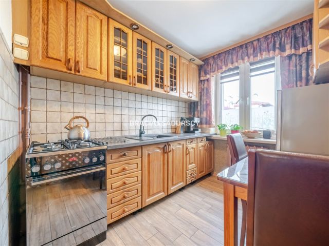 Mieszkanie 3-pokojowe Kraków Czyżyny, ul. Stanisława Skarżyńskiego. Zdjęcie 8