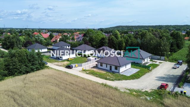 dom wolnostojący, 4 pokoje Konin. Zdjęcie 4