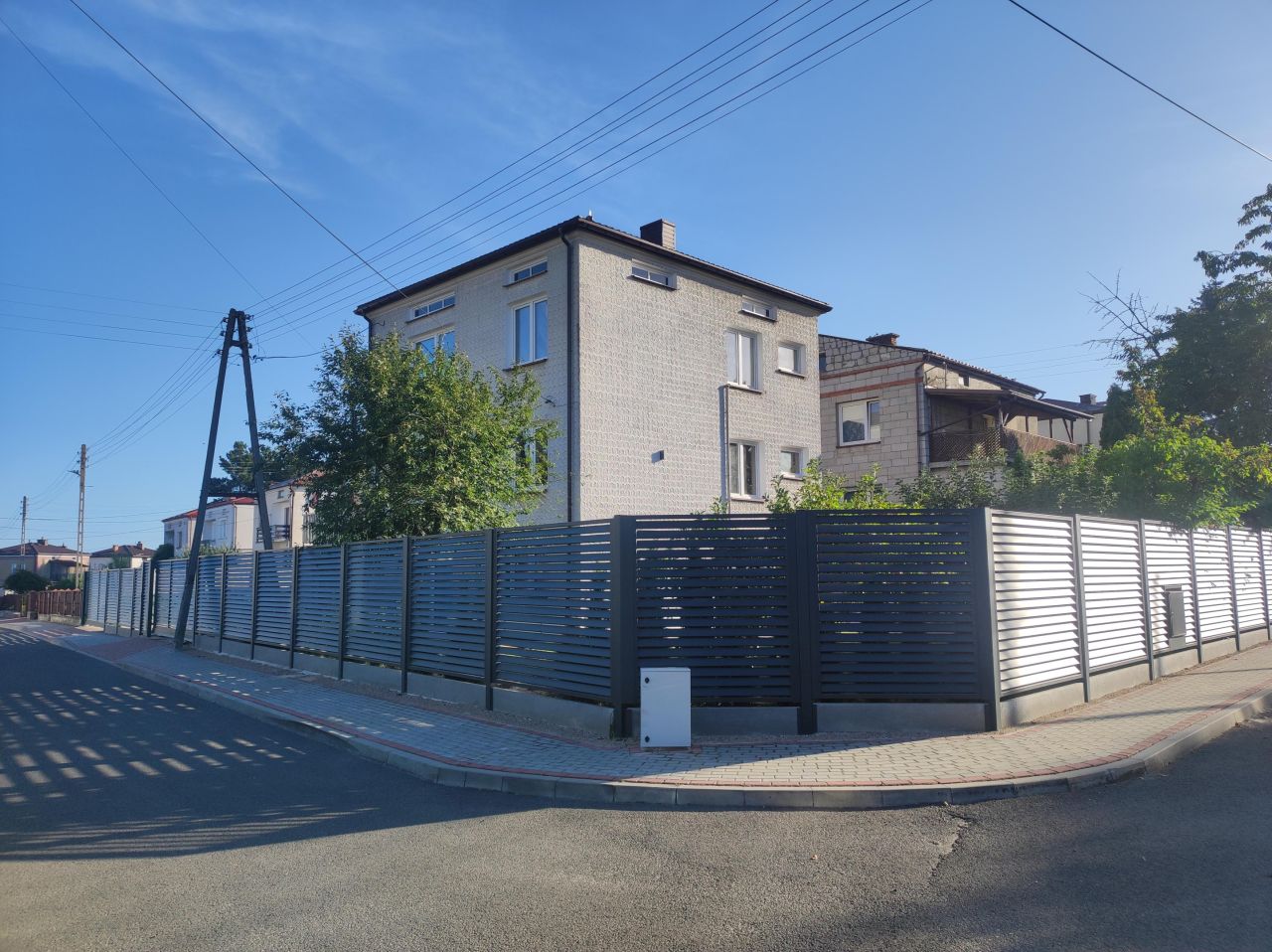 dom wolnostojący, 7 pokoi Tomaszów Lubelski, ul. Krzysztofa Kamila Baczyńskiego. Zdjęcie 1