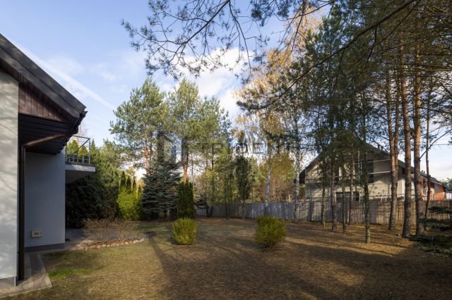 dom wolnostojący, 7 pokoi Łoś. Zdjęcie 4