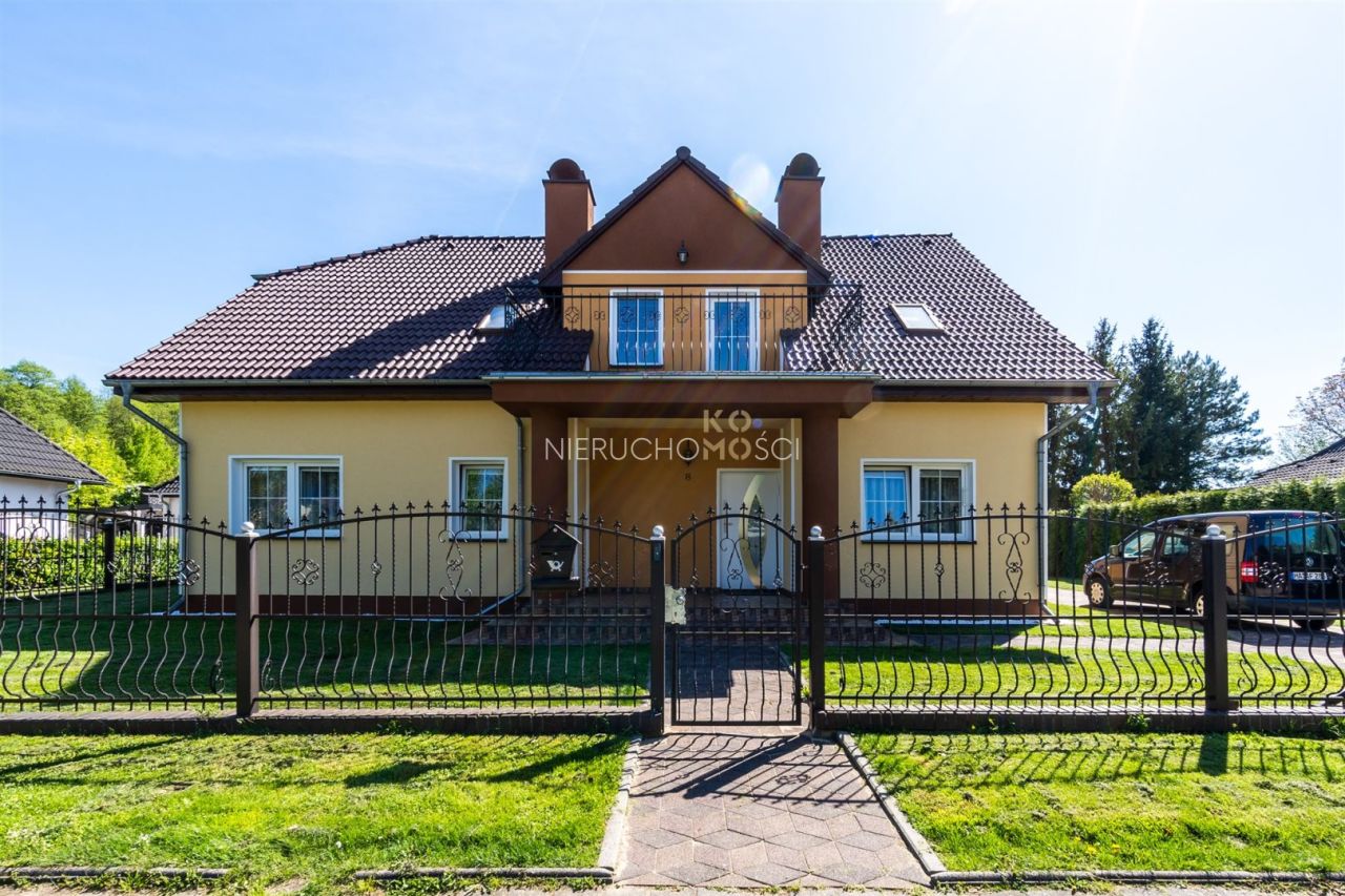 dom wolnostojący, 7 pokoi Brzeg Dolny. Zdjęcie 29