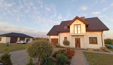 dom wolnostojący Piekoszów