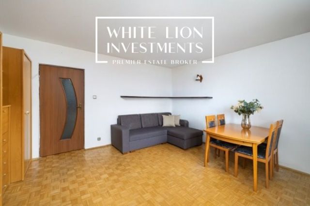 Mieszkanie 3-pokojowe Warszawa Włochy, ul. Komitetu Obrony Robotników. Zdjęcie 1