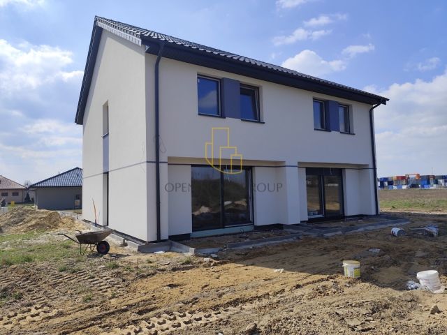 bliźniak, 4 pokoje Ligota Piękna. Zdjęcie 3